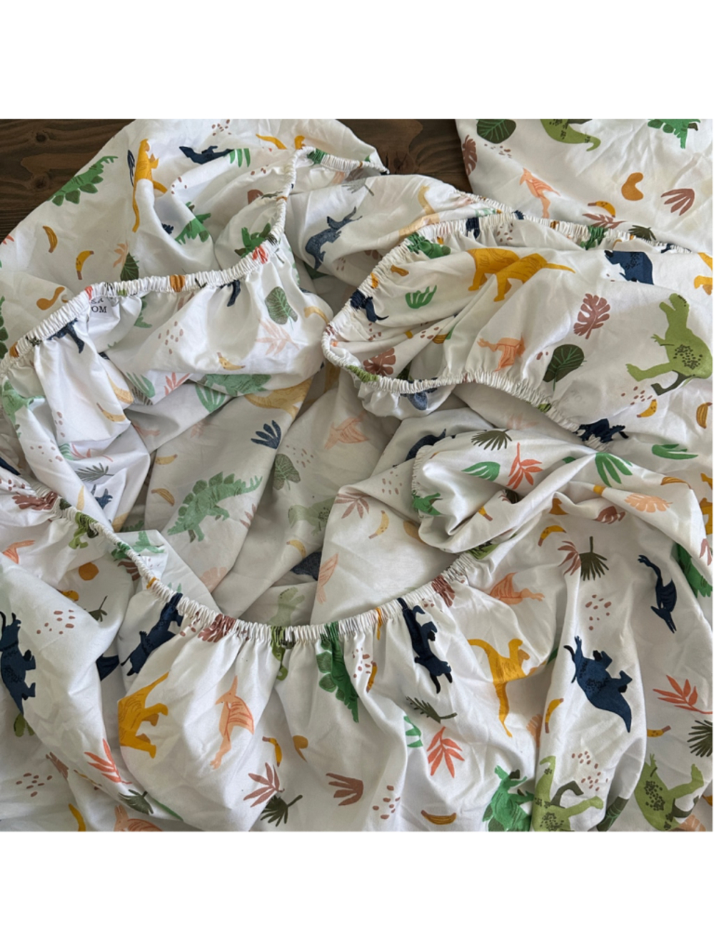 Pillowfort Kids Twin Dinosaur Sheet Set Fitted & Flat White Green - Picture 4 of 7